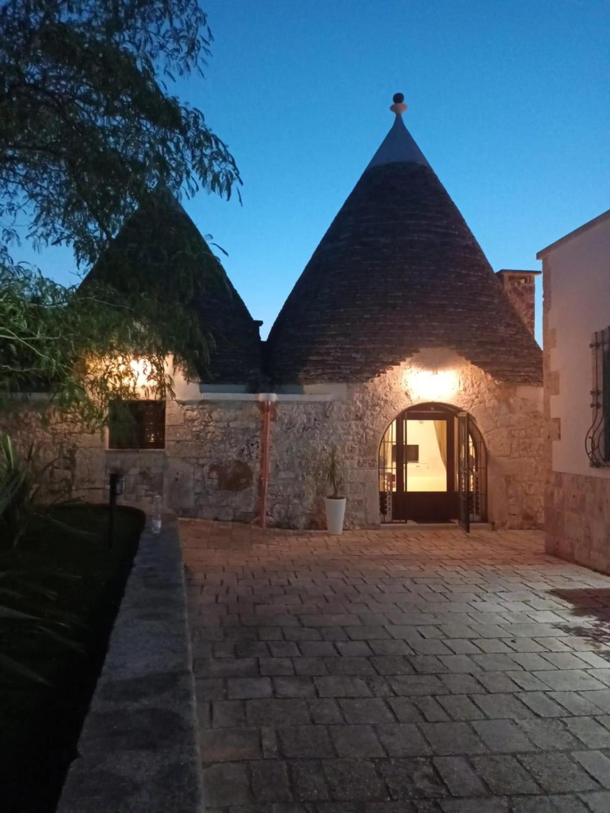 Trulli Allegretti Ночи Экстерьер фото
