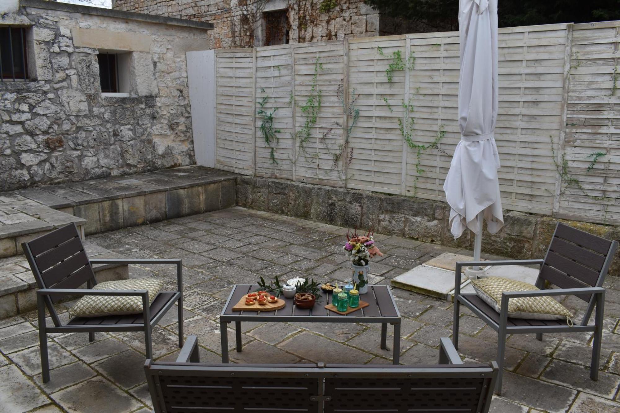 Trulli Allegretti Ночи Экстерьер фото